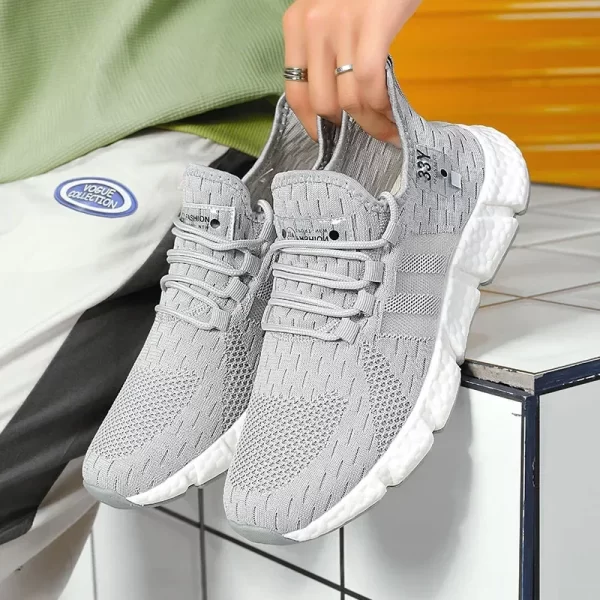 Men Running Shoes Breathable Mesh Sports Shoes Women Brand Sneakers Lightweight Casual Tennis Shoes Luxury Male Tenis Masculino